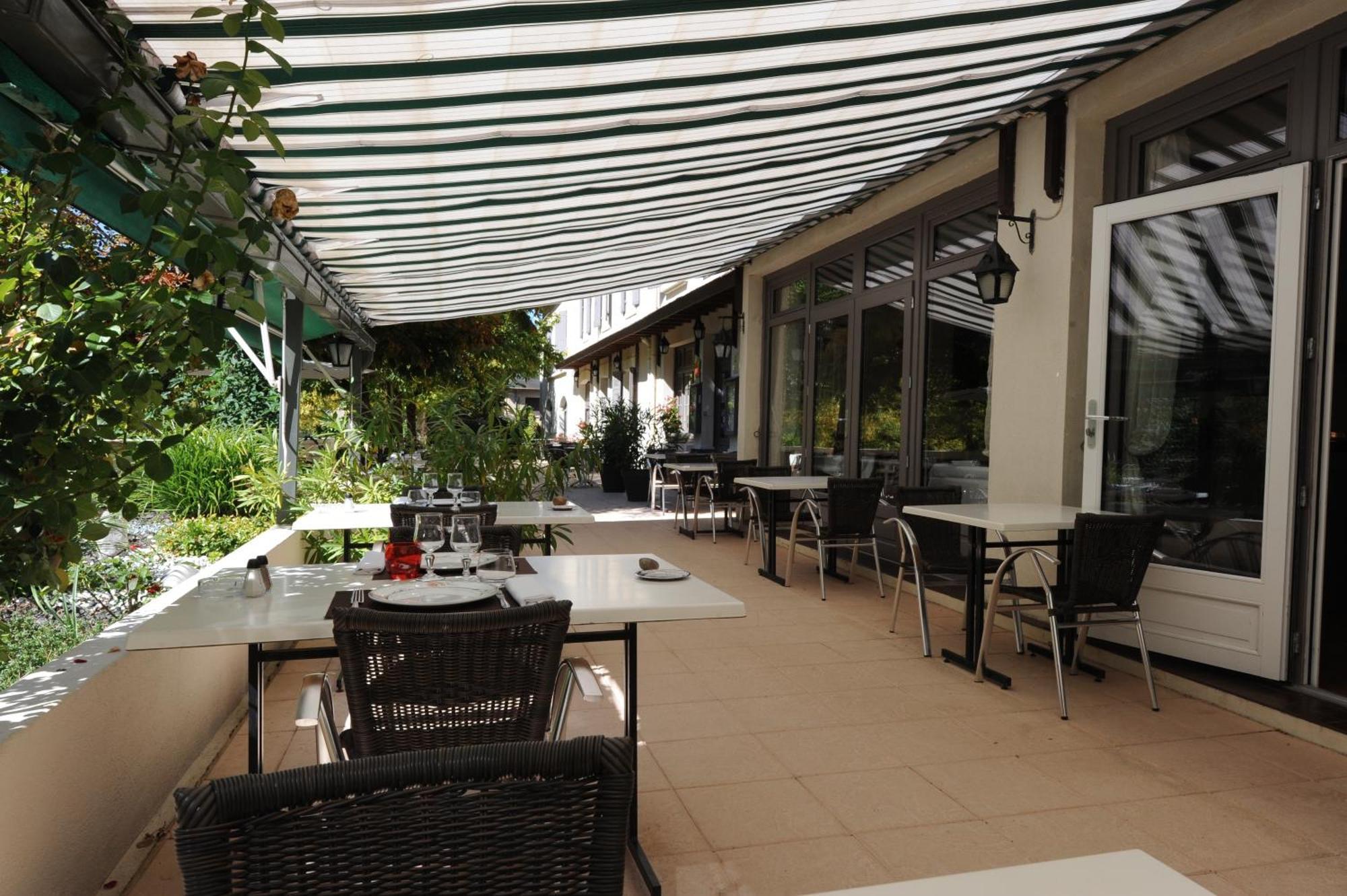Logis Hotel Le Belle Rive Najac Exterior foto