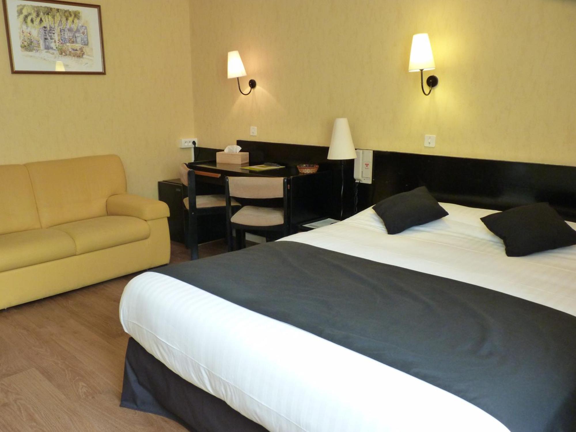 Logis Hotel Le Belle Rive Najac Exterior foto
