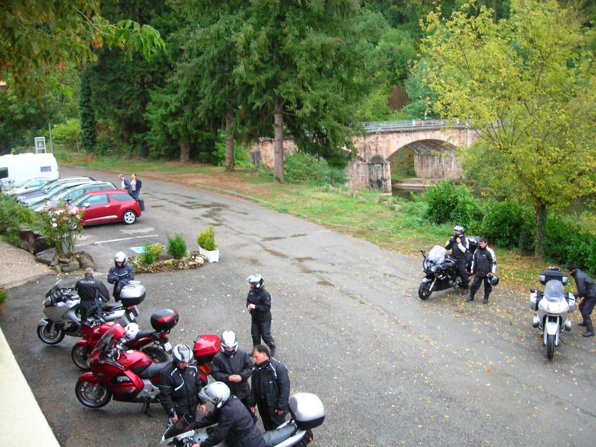 Logis Hotel Le Belle Rive Najac Exterior foto
